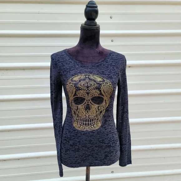 Sweet Girl Women's Medium Black Burnout LongSleeve Knit Top Studded Skull Gold - Picture 1 of 8